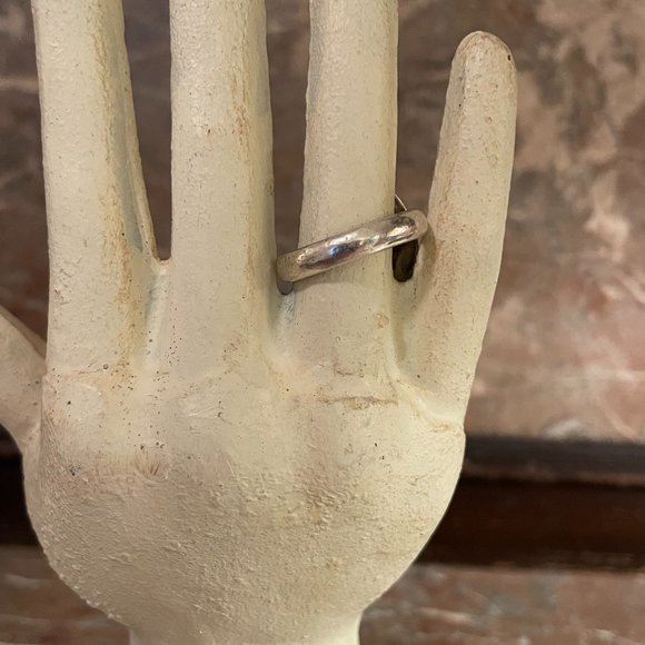 VINTAGE  Sterling Silver Sea Glass Ring Sz 7.5 - Picture 4 of 5